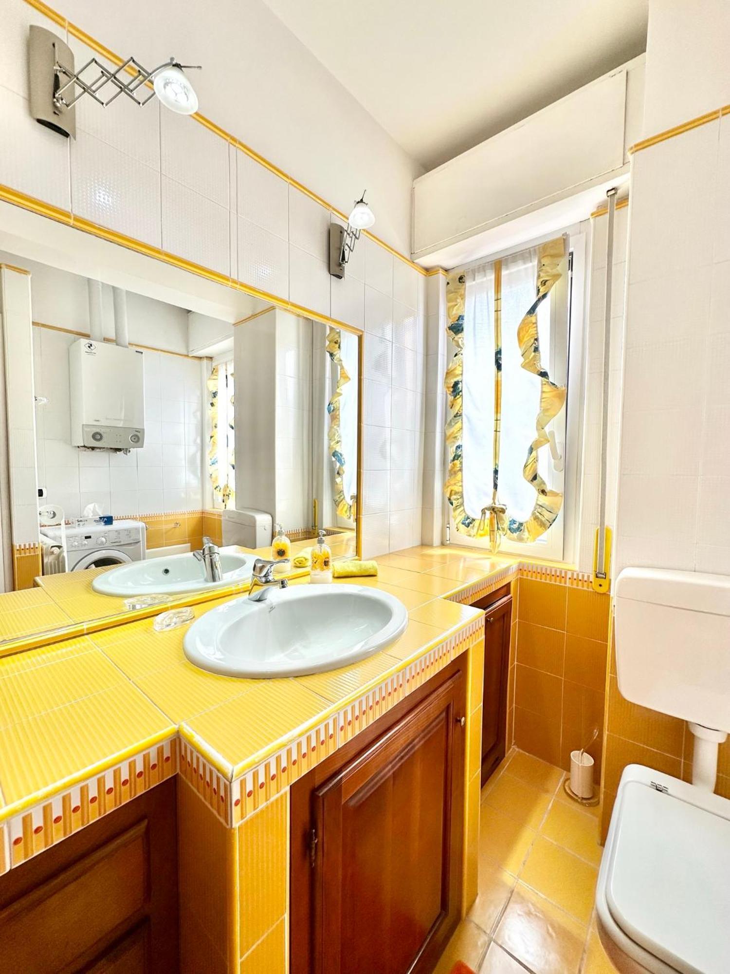Apartamento Hostdomus - Pietra Blu Pietra Ligure Exterior foto